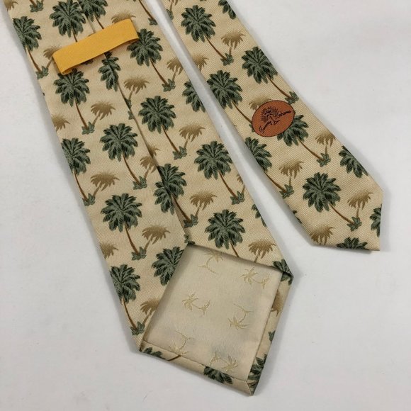 Tommy Bahama Mens Necktie 100% Silk Palm Trees Print Green Cream 4.25"x60" - Picture 3 of 7